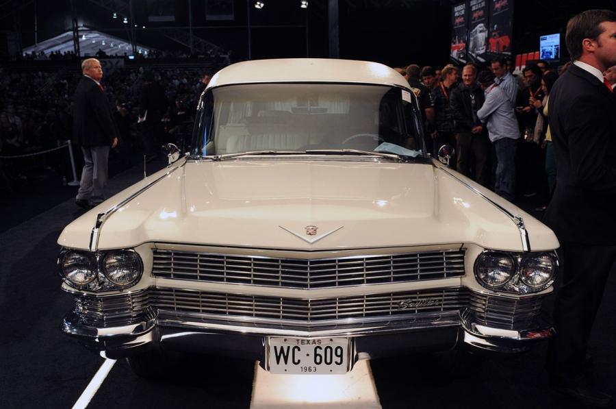  Cadillac JFK Hearse 1964 года  (фото 4 из 5)